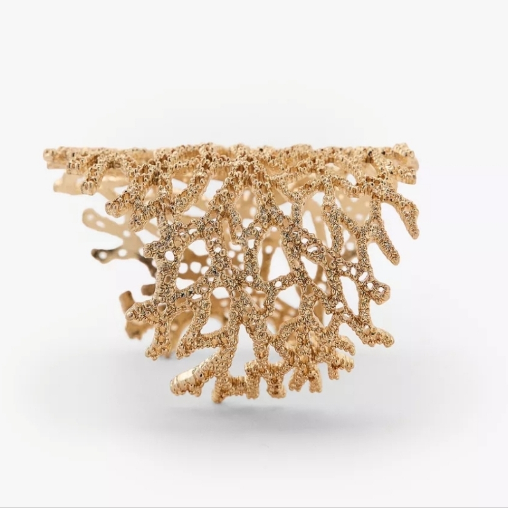 ZARA Coral Cuff Bracelet - Picture 4 of 16